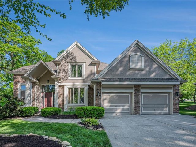 Homes for Sale in Kansas City, MO 64151 | 6209 NW 78th Street