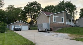 Homes for Sale in Kansas City, MO 64155 | 10606 N Grand Avenue