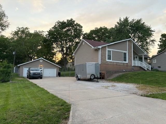 Homes for Sale in Kansas City, MO 64155 | 10606 N Grand Avenue