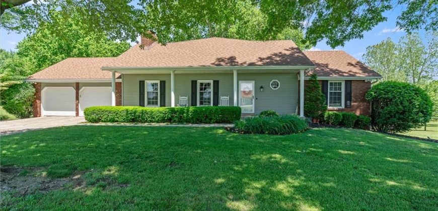 Homes for Sale in Kearney, MO 64060 | 15017  Woodcliffe Circle