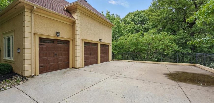 Homes for Sale in Kansas City, MO 64116 | 4507 N Mulberry Drive