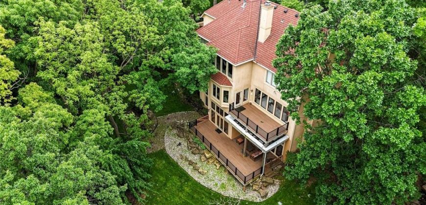 Homes for Sale in Kansas City, MO 64116 | 4507 N Mulberry Drive