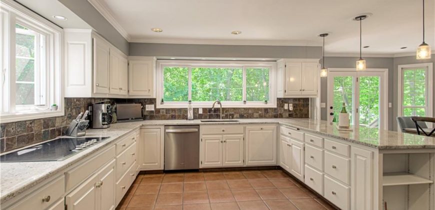 Homes for Sale in Kansas City, MO 64116 | 601 NW 41st Street
