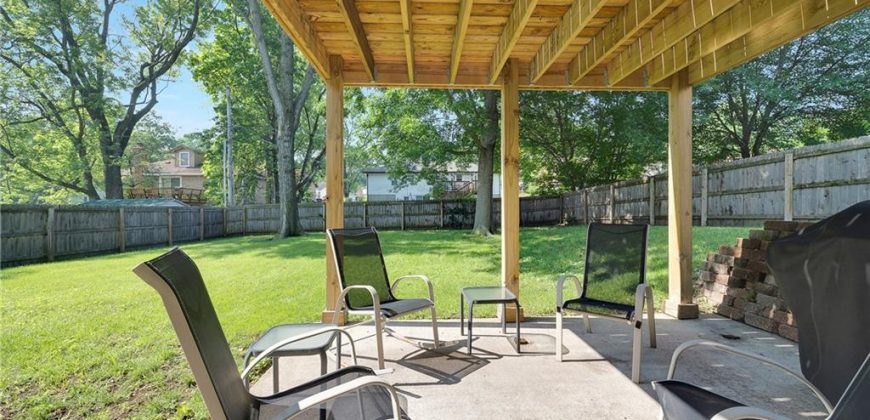 Homes for Sale in Kansas City, MO 64118 | 1319  69th Street