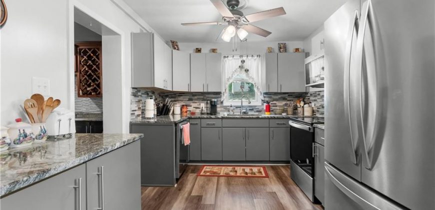 Homes for Sale in Kansas City, MO 64116 | 709 NE 46th Terrace