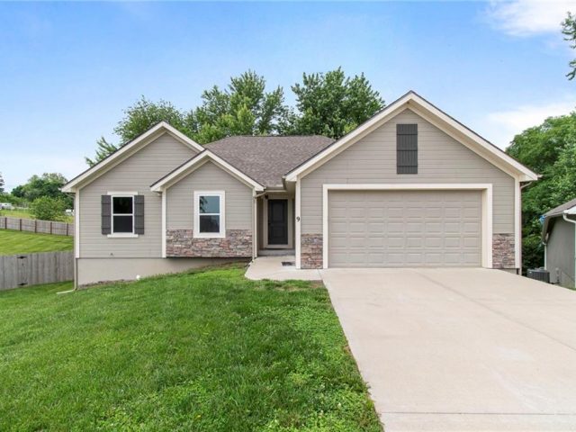 Homes for Sale in Edgerton, MO 64444 | 9  Platte Ridge Court