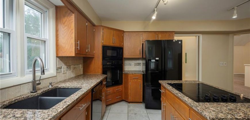 Homes for Sale in Kansas City, MO 64151 | 5926 N Chatham Avenue