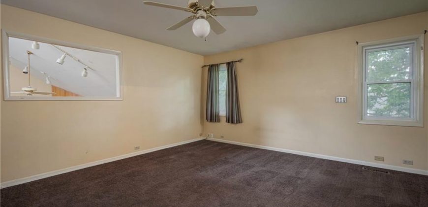 Homes for Sale in Kansas City, MO 64151 | 5926 N Chatham Avenue