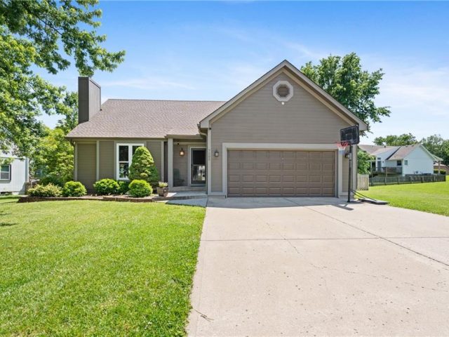 Homes for Sale in Kansas City, MO 64158 | 7505 NE 74th Terrace
