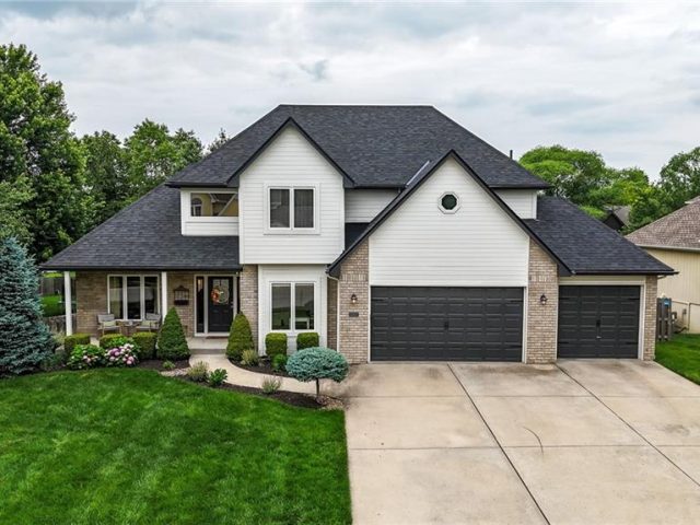 Homes for Sale in Kansas City, MO 64157 | 9016 N Lane Avenue