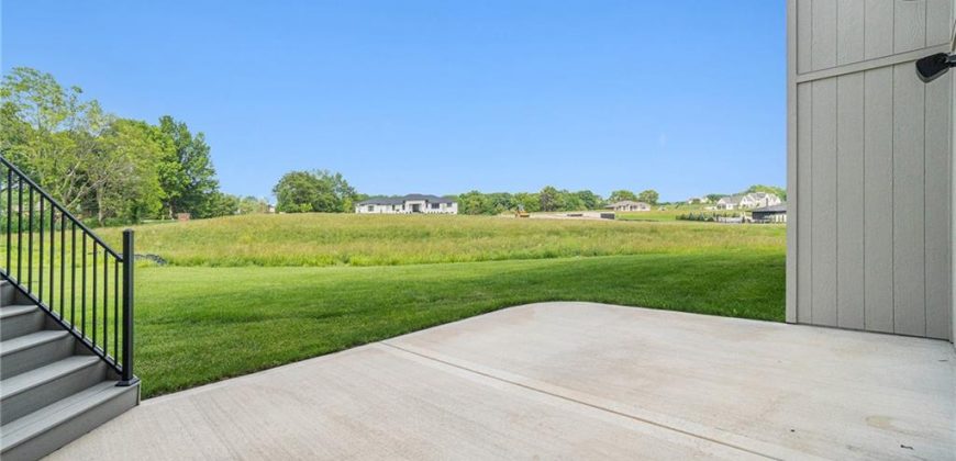 Homes for Sale in Parkville, MO 64152 | 7555 NW Fawn Circle