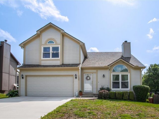 Homes for Sale in Kansas City, MO 64158 | 7325 N Richmond Avenue