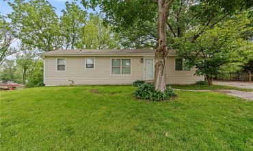Homes for Sale in Excelsior Springs, MO 64024 | 407  Salem Road