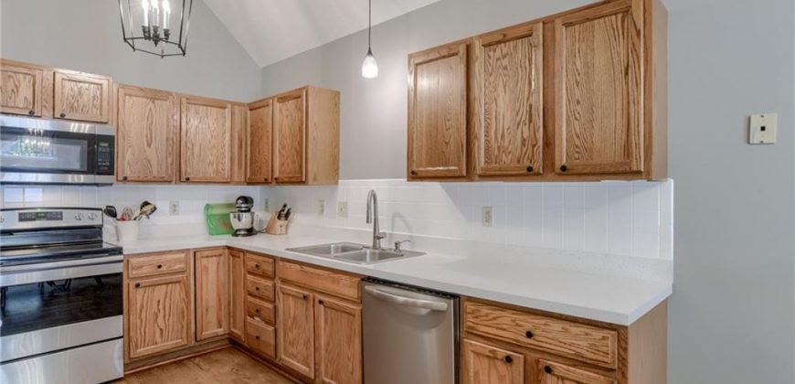 Homes for Sale in Gladstone, MO 64119 | 7199 NE Kingston Court