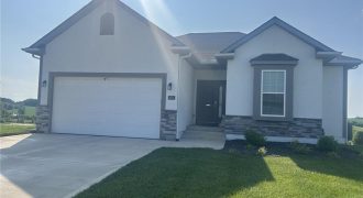 Homes for Sale in Kansas City, MO 64154 | 9504 N Amoret Avenue