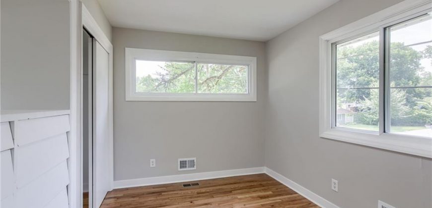 Homes for Sale in Kansas City, MO 64151 | 6718 NW 70th Street