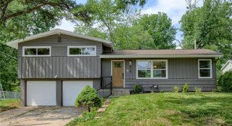 Homes for Sale in Kansas City, MO 64151 | 6718 NW 70th Street