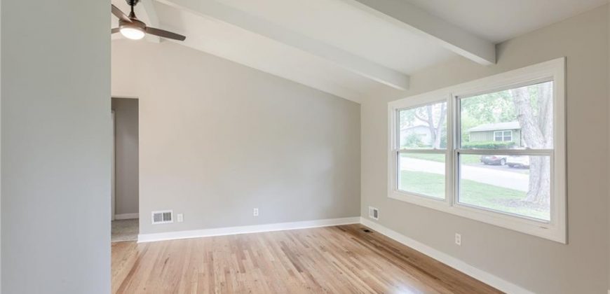 Homes for Sale in Kansas City, MO 64151 | 6718 NW 70th Street