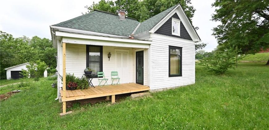 Homes for Sale in Camden Point, MO 64018 | 14317  E Highway