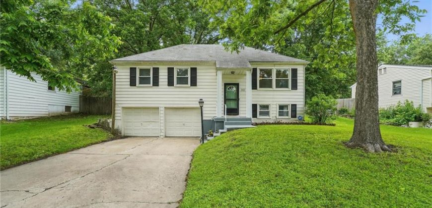 Homes for Sale in Liberty, MO 64068 | 310  Melrose Street