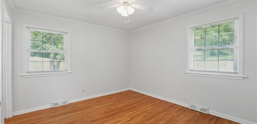 Homes for Sale in Kansas City, MO 64116 | 2326 NE 42nd Street