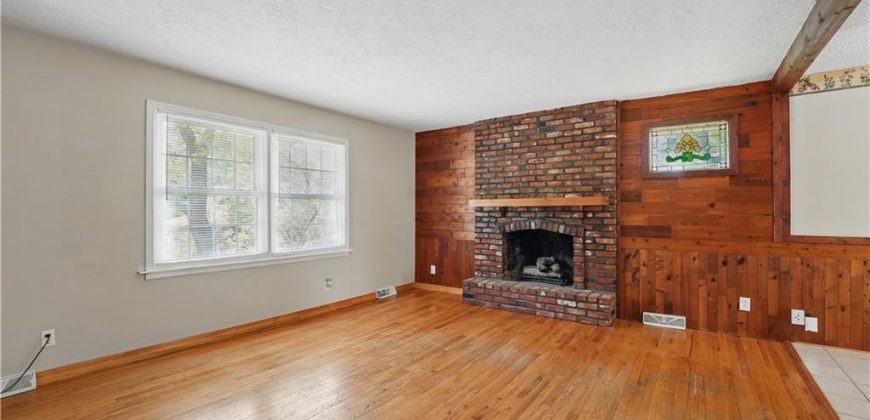 Homes for Sale in Kansas City, MO 64116 | 2326 NE 42nd Street