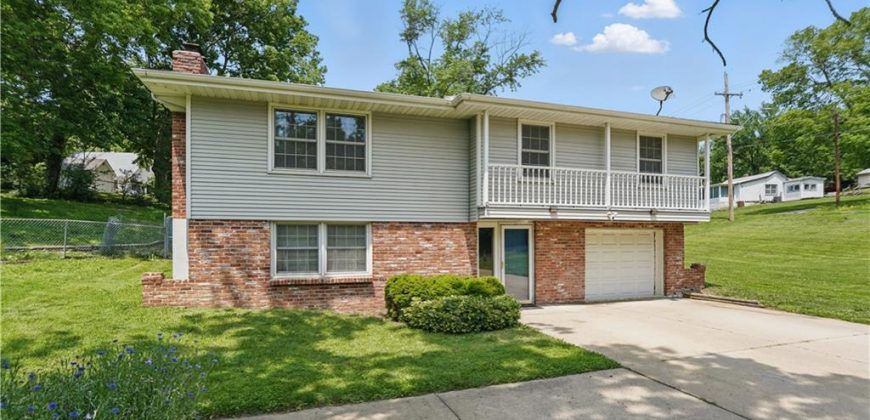 Homes for Sale in Kansas City, MO 64116 | 2326 NE 42nd Street