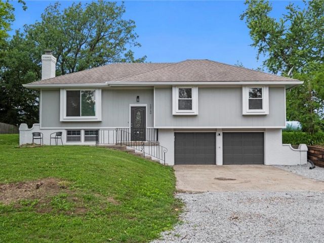 Homes for Sale in Platte City, MO 64079 | 14740  Red Rock Drive
