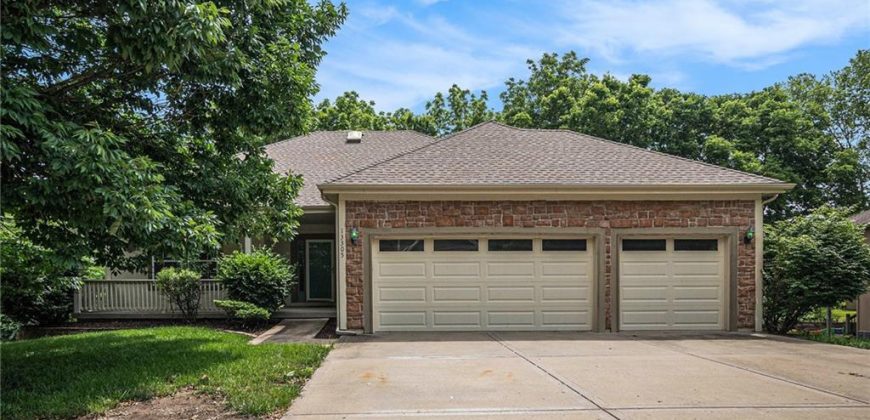 Homes for Sale in Smithville, MO 64089 | 13305  Forest Oaks Drive