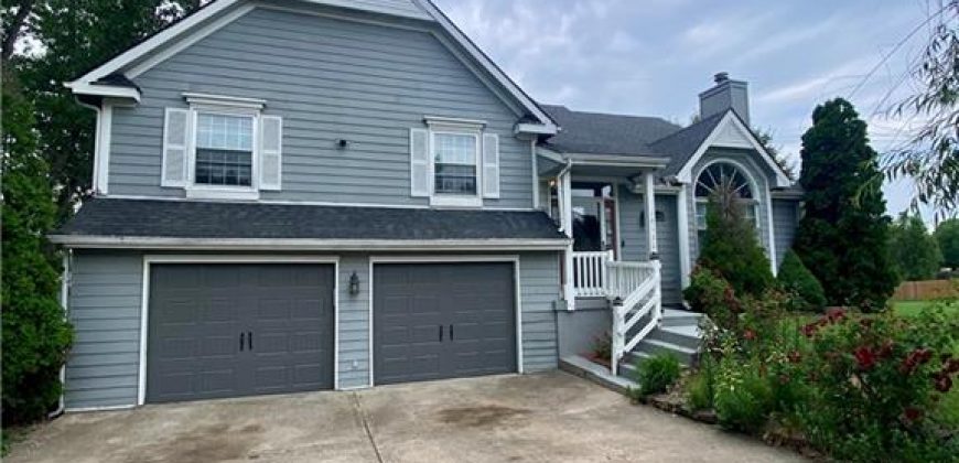 Homes for Sale in Kansas City, MO 64155 | 10126 N Highland Terrace