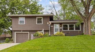 Homes for Sale in Kansas City, MO 64118 | 6307 N Wayne Avenue