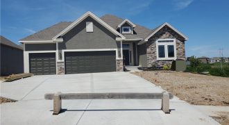 Homes for Sale in Kansas City, MO 64156 | 7012 NE 102nd Court