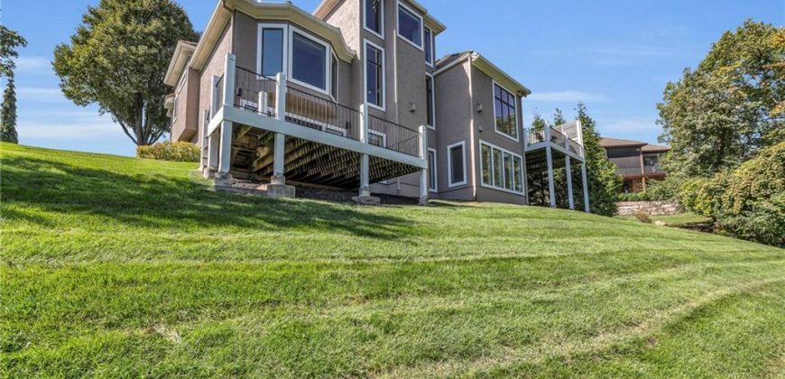 Homes for Sale in Parkville, MO 64152 | 8190  Shoreline Drive