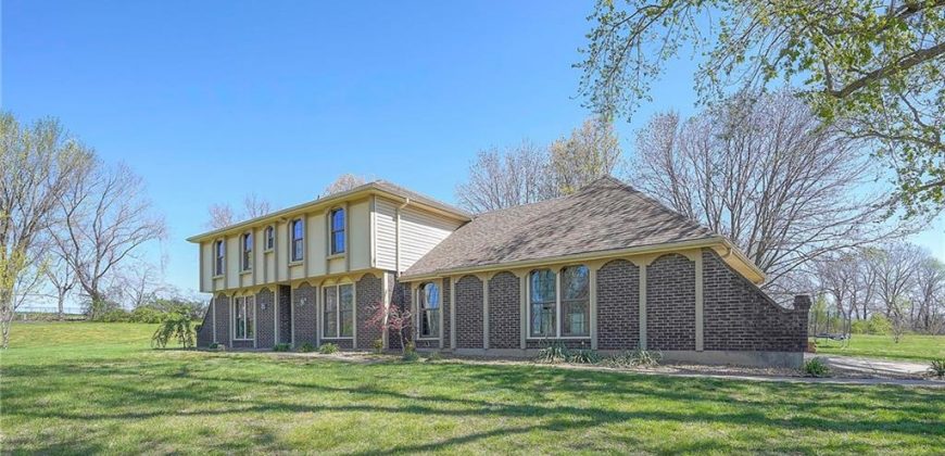 Homes for Sale in Liberty, MO 64068 | 12321  Fishing River Lane