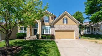 Homes for Sale in Kansas City, MO 64151 | 6512 N FISK Court