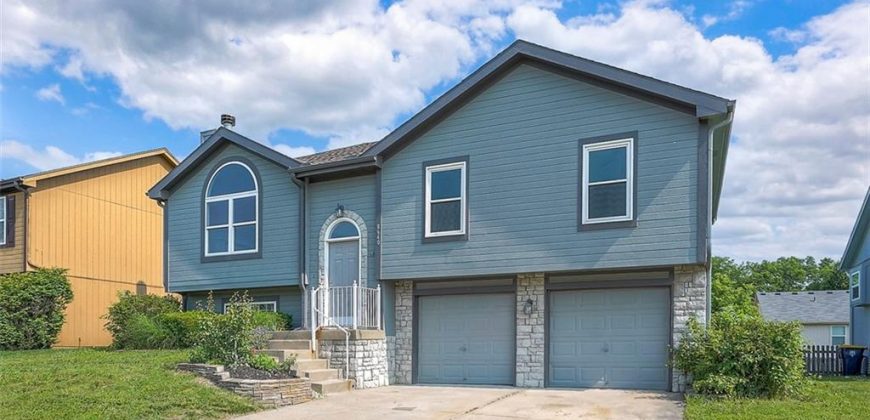 Homes for Sale in Kansas City, MO 64157 | 8640 NE 115th Terrace