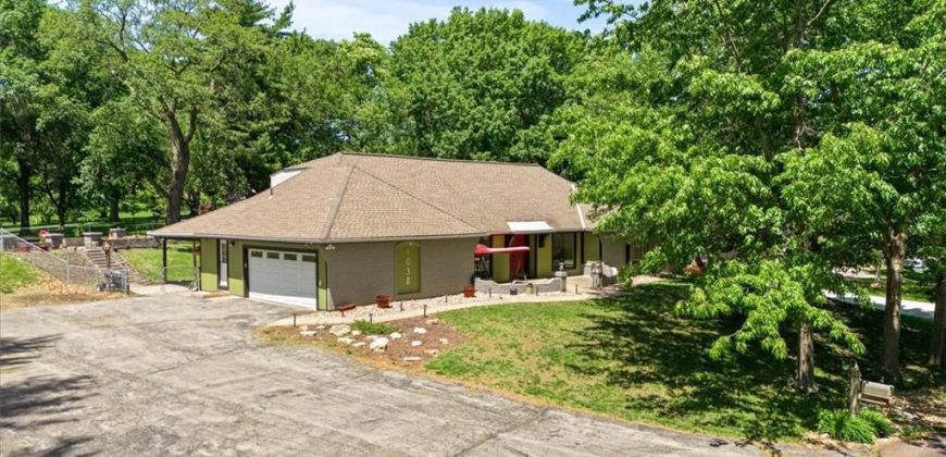 Homes for Sale in Oakwood, MO 64118 | 1038 N Woodland Court