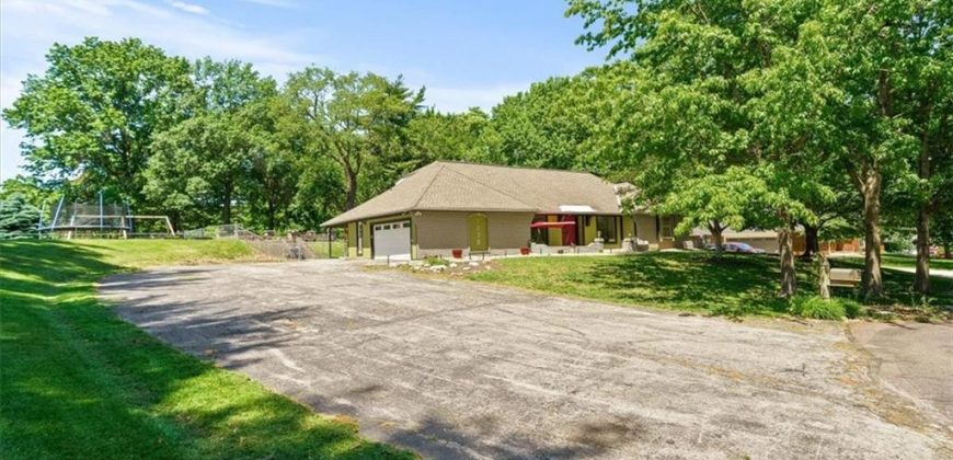 Homes for Sale in Oakwood, MO 64118 | 1038 N Woodland Court
