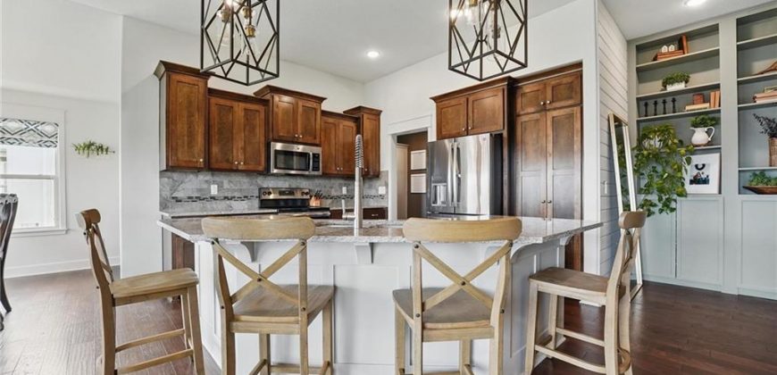 Homes for Sale in Kansas City, MO 64157 | 10553 N Randolph Avenue