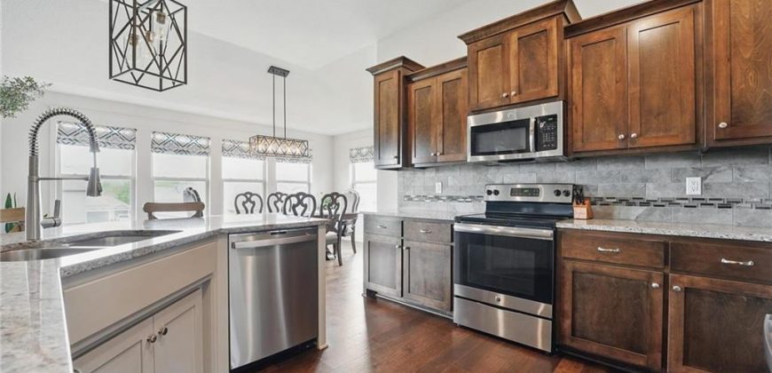 Homes for Sale in Kansas City, MO 64157 | 10553 N Randolph Avenue
