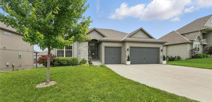 Homes for Sale in Kansas City, MO 64157 | 10553 N Randolph Avenue