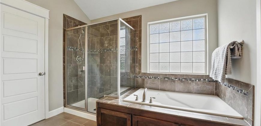 Homes for Sale in Kansas City, MO 64157 | 10553 N Randolph Avenue