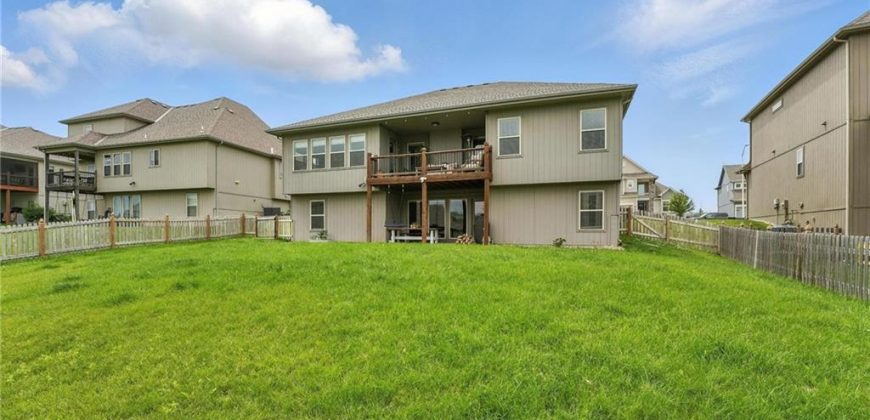 Homes for Sale in Kansas City, MO 64157 | 10553 N Randolph Avenue