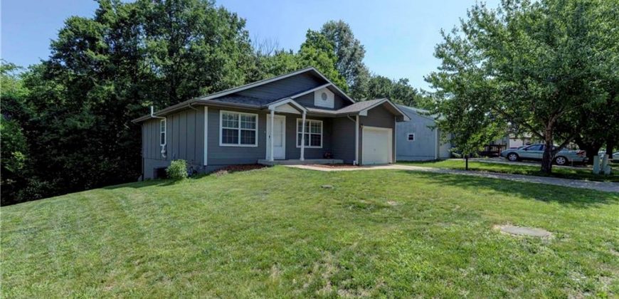 Homes for Sale in Kearney, MO 64060 | 300 E 17th Street