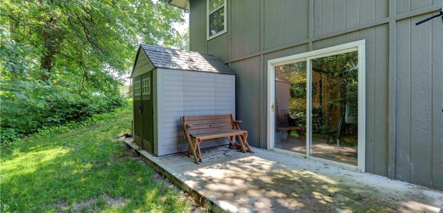 Homes for Sale in Kearney, MO 64060 | 300 E 17th Street