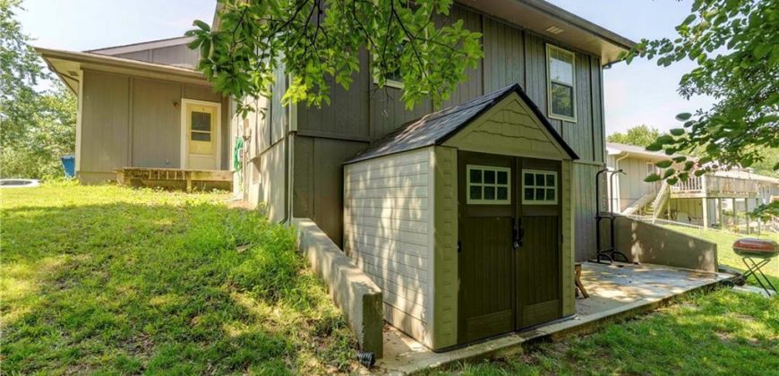 Homes for Sale in Kearney, MO 64060 | 300 E 17th Street