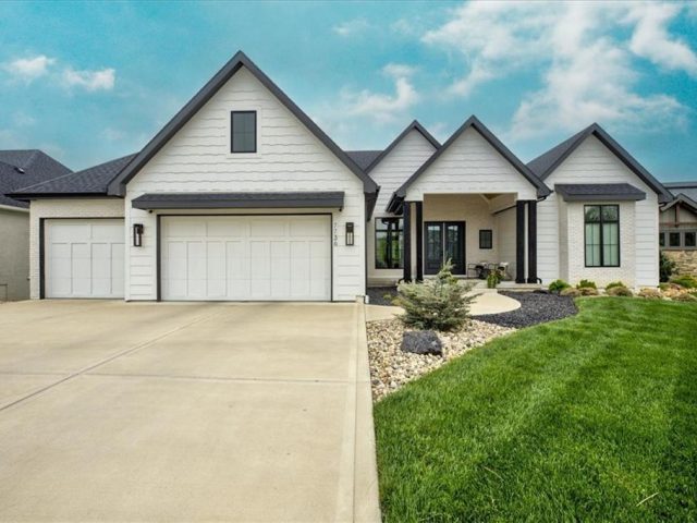 Homes for Sale in Kansas City, MO 64158 | 7736 N Donnelly Avenue