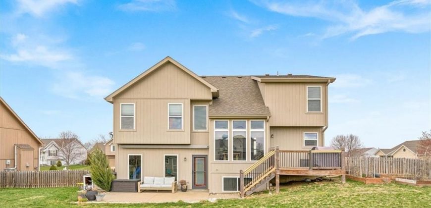 Homes for Sale in Platte City, MO 64079 | 12880  Ridgeview Drive