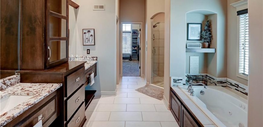 Homes for Sale in Kansas City, MO 64155 | 2819 NE 102nd Terrace