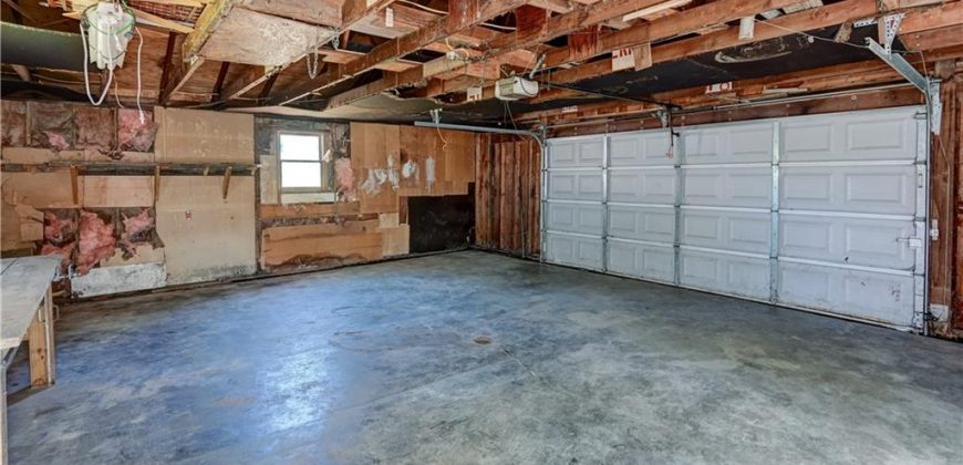 Homes for Sale in Dearborn, MO 64439 | 304 N JUNE Street